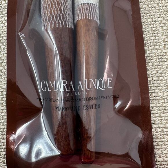 NEW Camara Aunique ‘The Virtuous Woman’ Brush Set Vol. 2 Mary and Ester MSRP $36 - Picture 4 of 5